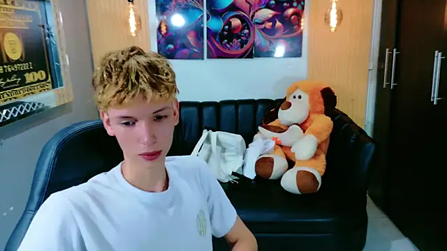 Snapshot of park_jimin1 chatting on September 9, 2025, 11:52 am park jimin1 online show from September 9, 2025, 11:52 am