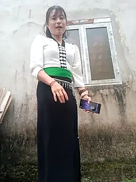 Snapshot of linda_bae00 chatting on March 11, 2026, 1:21 am linda bae00 online show from March 11, 2026, 1:21 am