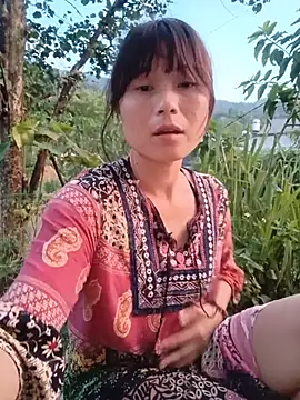 linda bae00 online show from May 22, 2026, 11:52 am