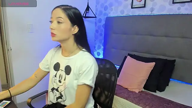 celeste  clark online show from November 24, 2025, 1:00 pm