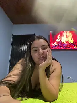 Snapshot of ValeriaS12 chatting on September 9, 2025, 2:21 am ValeriaS12 online show from September 9, 2025, 2:21 am