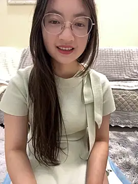 Snapshot of laowumeimei chatting on October 1, 2025, 3:27 pm laowumeimei online show from October 1, 2025, 3:27 pm