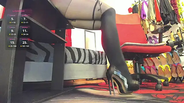 Snapshot of candy_conrad chatting on March 19, 2026, 1:33 pm candy conrad online show from March 19, 2026, 1:33 pm