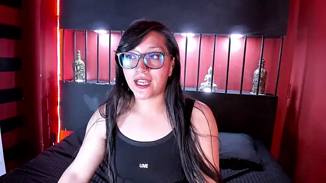 Snapshot of Skye_bluee_ chatting on September 11, 2025, 3:17 am Skye bluee online show from September 11, 2025, 3:17 am