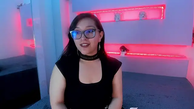 Snapshot of Skye_bluee_ chatting on October 1, 2025, 3:22 am Skye bluee online show from October 1, 2025, 3:22 am