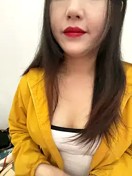 Snapshot of Dieknr chatting on January 8, 2026, 1:44 am Dieknr online show from January 8, 2026, 1:44 am