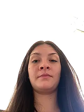 Danielaeliana online show from March 31, 2026, 4:53 pm