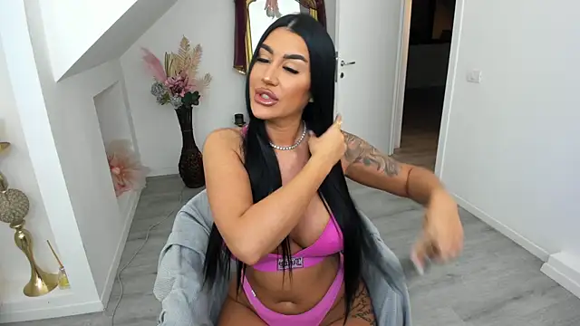 Ranya Evy online show from February 28, 2026, 4:17 pm