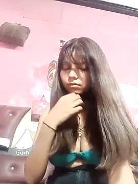 Snapshot of VamikaAngel chatting on October 4, 2025, 2:51 pm VamikaAngel online show from October 4, 2025, 2:51 pm