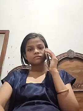 Komal0099 online show from September 12, 2025, 4:51 pm