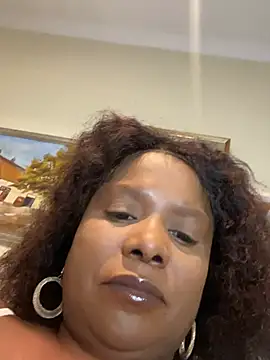 Snapshot of Missparis chatting on April 12, 2026, 8:01 pm Missparis online show from April 12, 2026, 8:01 pm