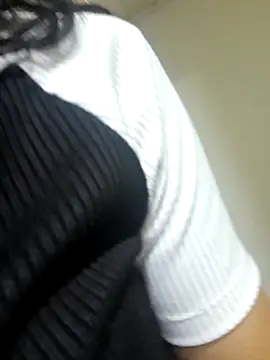 alison moon7 online show from October 16, 2025, 1:19 pm