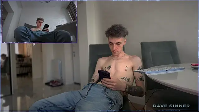Snapshot of davesinner chatting on May 14, 2026, 12:46 pm davesinner online show from May 14, 2026, 12:46 pm