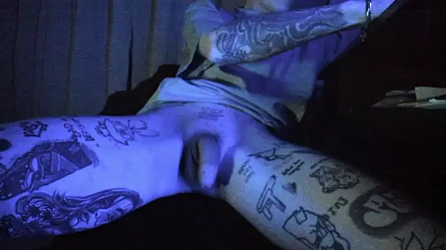 davesinner online show from November 14, 2025, 2:15 am