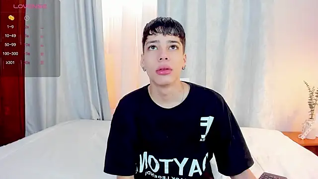 Snapshot of oblivion_deku chatting on February 23, 2026, 1:55 pm oblivion deku online show from February 23, 2026, 1:55 pm