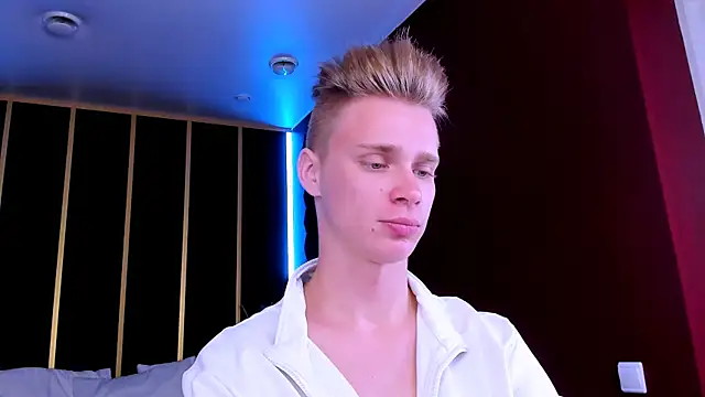 LawrenceMiles online show from October 3, 2025, 11:12 am