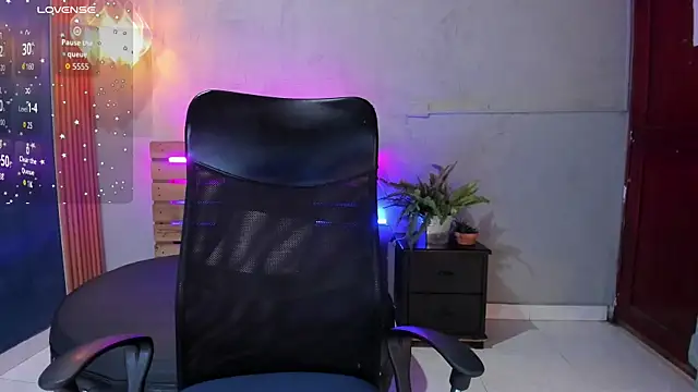 Daiisy kiss online show from November 26, 2025, 7:25 pm