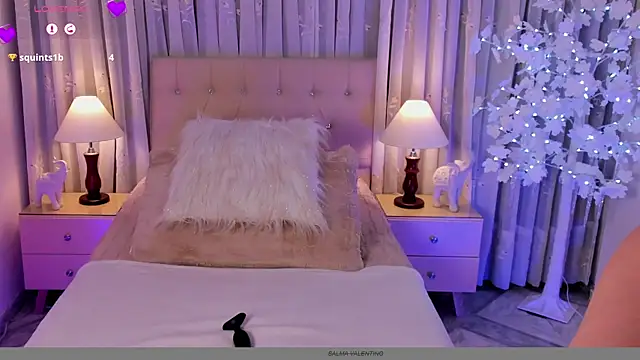Salmavalentino online show from May 7, 2026, 1:21 am