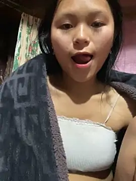 Snapshot of milo_bae chatting on February 10, 2026, 11:59 pm milo bae online show from February 10, 2026, 11:59 pm