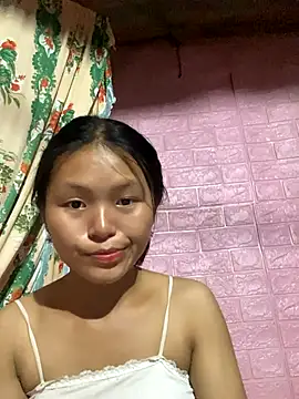 Snapshot of milo_bae chatting on October 13, 2025, 8:38 am milo bae online show from October 13, 2025, 8:38 am