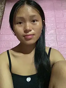 Snapshot of milo_bae chatting on October 18, 2025, 11:18 pm milo bae online show from October 18, 2025, 11:18 pm