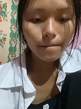 Snapshot of milo_bae chatting on November 10, 2025, 9:58 am milo bae online show from November 10, 2025, 9:58 am