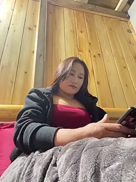 phungtiti online show from February 25, 2026, 1:17 am