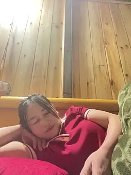 phungtiti online show from December 22, 2025, 1:33 pm