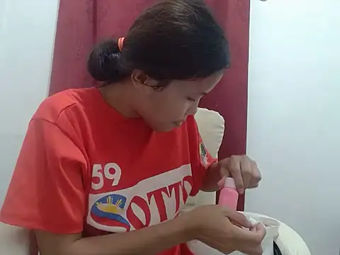 Snapshot of Joys_Wet_Pussy chatting on October 12, 2025, 12:06 pm Joys Wet Pussy online show from October 12, 2025, 12:06 pm