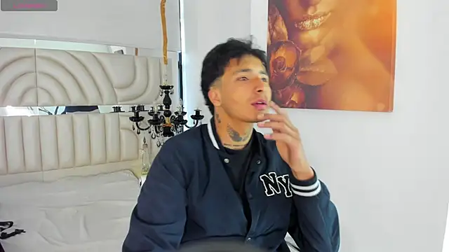 Snapshot of derek_devil24 chatting on March 21, 2026, 12:09 pm derek devil24 online show from March 21, 2026, 12:09 pm