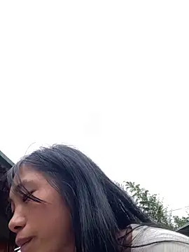 Snapshot of EmLy02 chatting on October 21, 2025, 8:03 am EmLy02 online show from October 21, 2025, 8:03 am