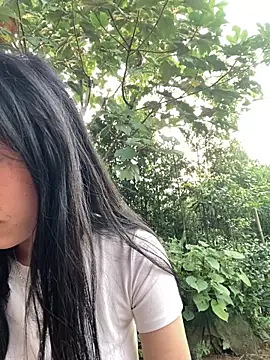 Snapshot of EmLy02 chatting on October 18, 2025, 11:51 pm EmLy02 online show from October 18, 2025, 11:51 pm