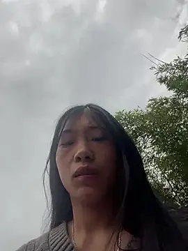 EmLy02 online show from April 19, 2026, 2:34 am