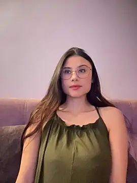 VioletaLorette online show from November 8, 2025, 3:43 am