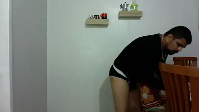 Snapshot of Diabloproducciones chatting on January 7, 2026, 10:04 pm Diabloproducciones online show from January 7, 2026, 10:04 pm