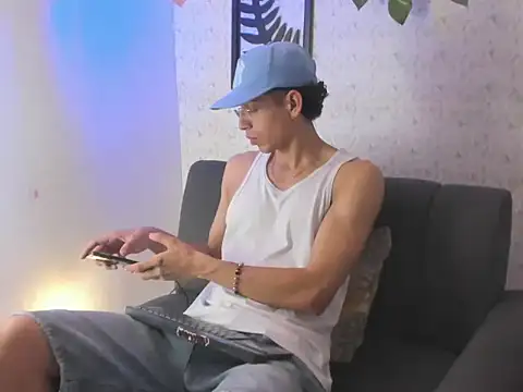 Snapshot of nicolai_drake chatting on October 26, 2025, 7:47 pm nicolai drake online show from October 26, 2025, 7:47 pm