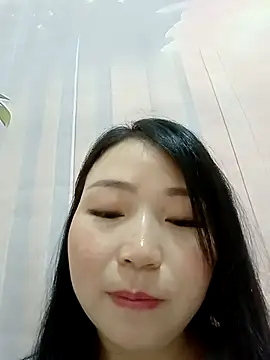 Snapshot of lingling5200 chatting on October 1, 2025, 1:11 am lingling5200 online show from October 1, 2025, 1:11 am