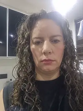 Snapshot of Nina_vallon chatting on May 22, 2026, 11:52 am Nina vallon online show from May 22, 2026, 11:52 am
