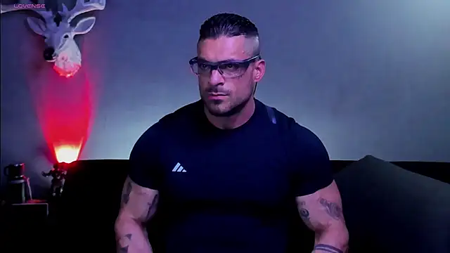 Snapshot of dennis_cox1 chatting on February 11, 2026, 4:29 pm dennis cox1 online show from February 11, 2026, 4:29 pm