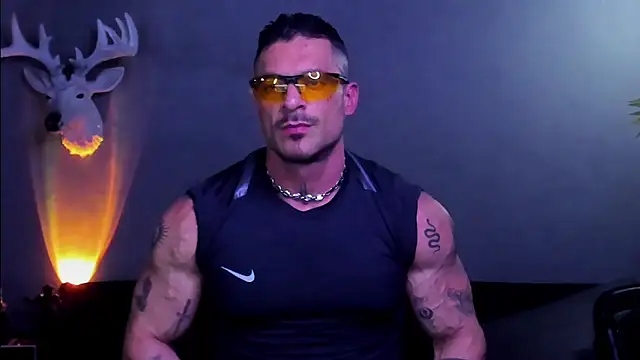 Snapshot of dennis_cox1 chatting on February 6, 2026, 6:09 am dennis cox1 online show from February 6, 2026, 6:09 am