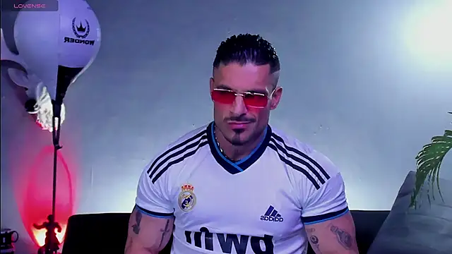 Snapshot of dennis_cox1 chatting on January 15, 2026, 11:08 pm dennis cox1 online show from January 15, 2026, 11:08 pm