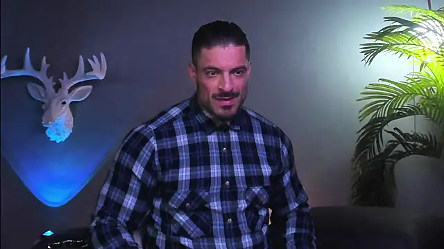 Snapshot of dennis_cox1 chatting on December 19, 2025, 8:06 am dennis cox1 online show from December 19, 2025, 8:06 am