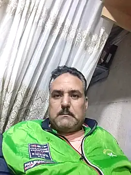 mM0140 online show from December 2, 2025, 12:00 am