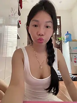 Miumieu online show from September 13, 2025, 9:20 am