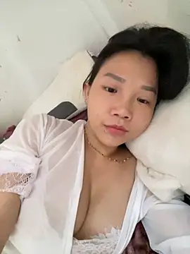 Miumieu online show from October 10, 2025, 6:03 am