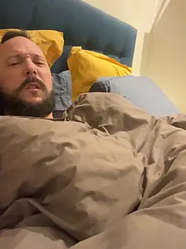 Snapshot of AZOPMOB18999 chatting on February 10, 2026, 8:52 pm AZOPMOB18999 online show from February 10, 2026, 8:52 pm