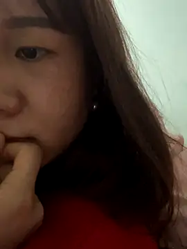 Snapshot of qinejr37 chatting on October 4, 2025, 11:06 pm qinejr37 online show from October 4, 2025, 11:06 pm
