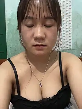 Snapshot of qinejr37 chatting on September 28, 2025, 11:28 am qinejr37 online show from September 28, 2025, 11:28 am
