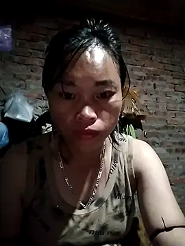   Ngoc20   online show from October 24, 2025, 7:18 am