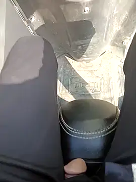 ShaggyFlypast online show from October 7, 2025, 9:32 am